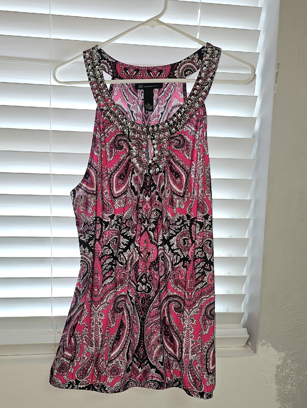 INC International Concepts Pink Paisley Beaded Neck Tank (87)
